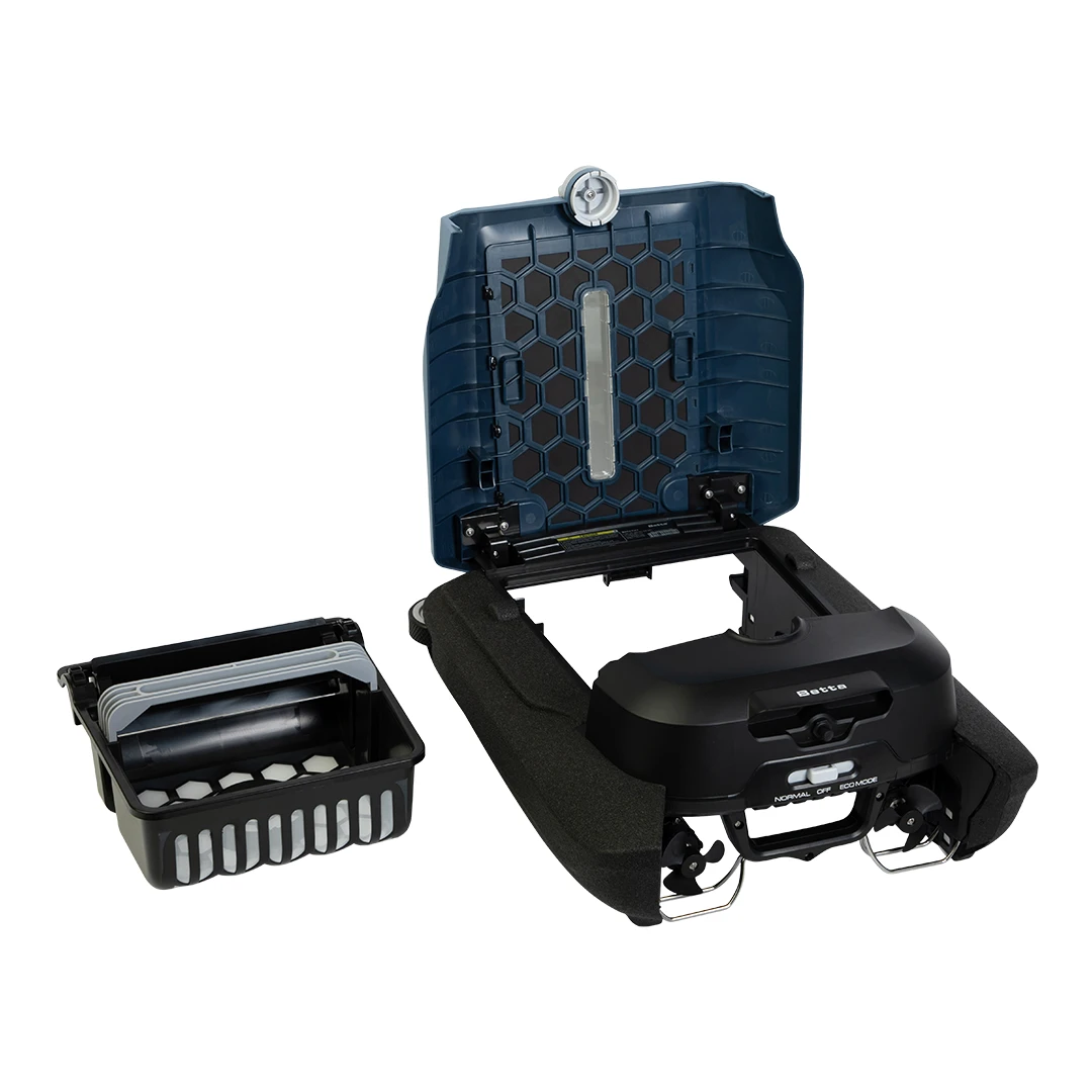 Betta Flex - Solar-Powered Robotic Pool Skimmer by Betta