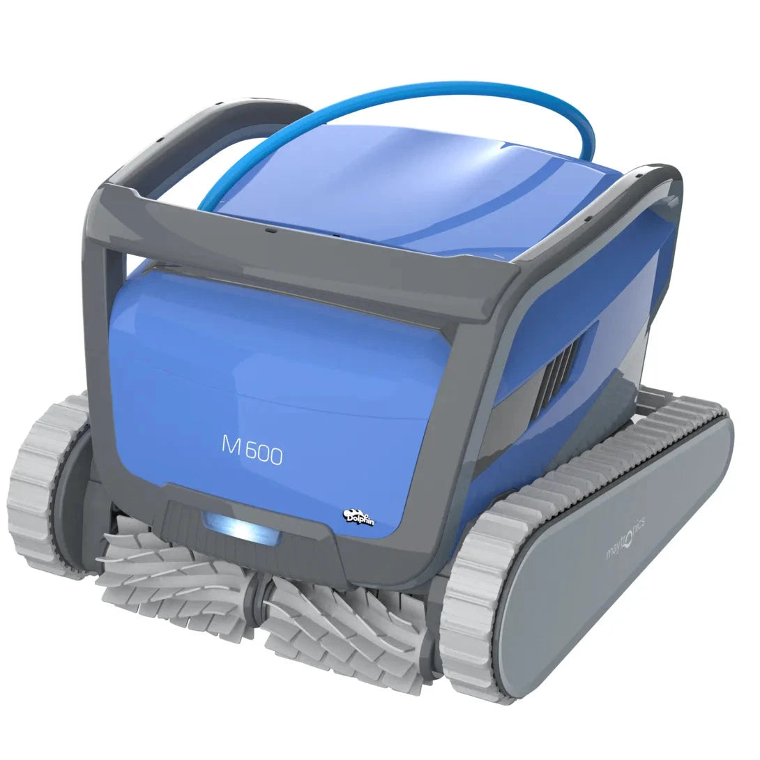 Dolphin M600 by Maytronics