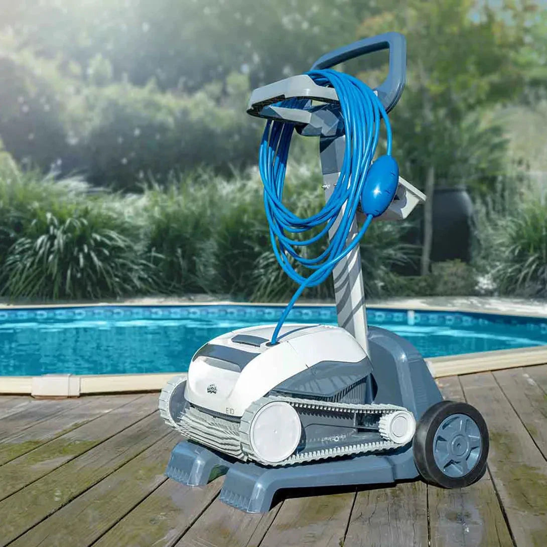 Dolphin E10 by Maytronics
