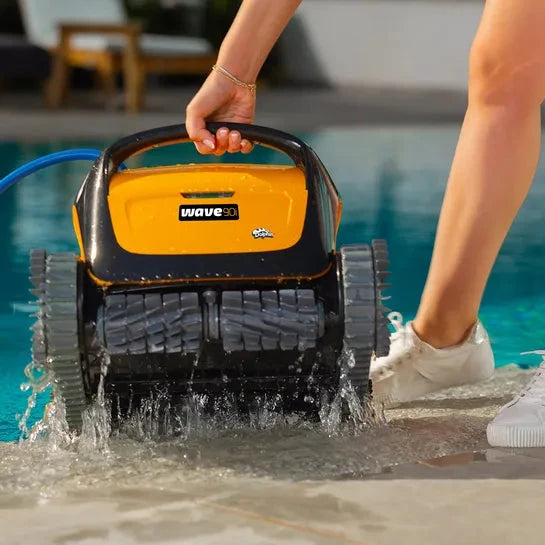 Dolphin Wave 90i by Maytronics