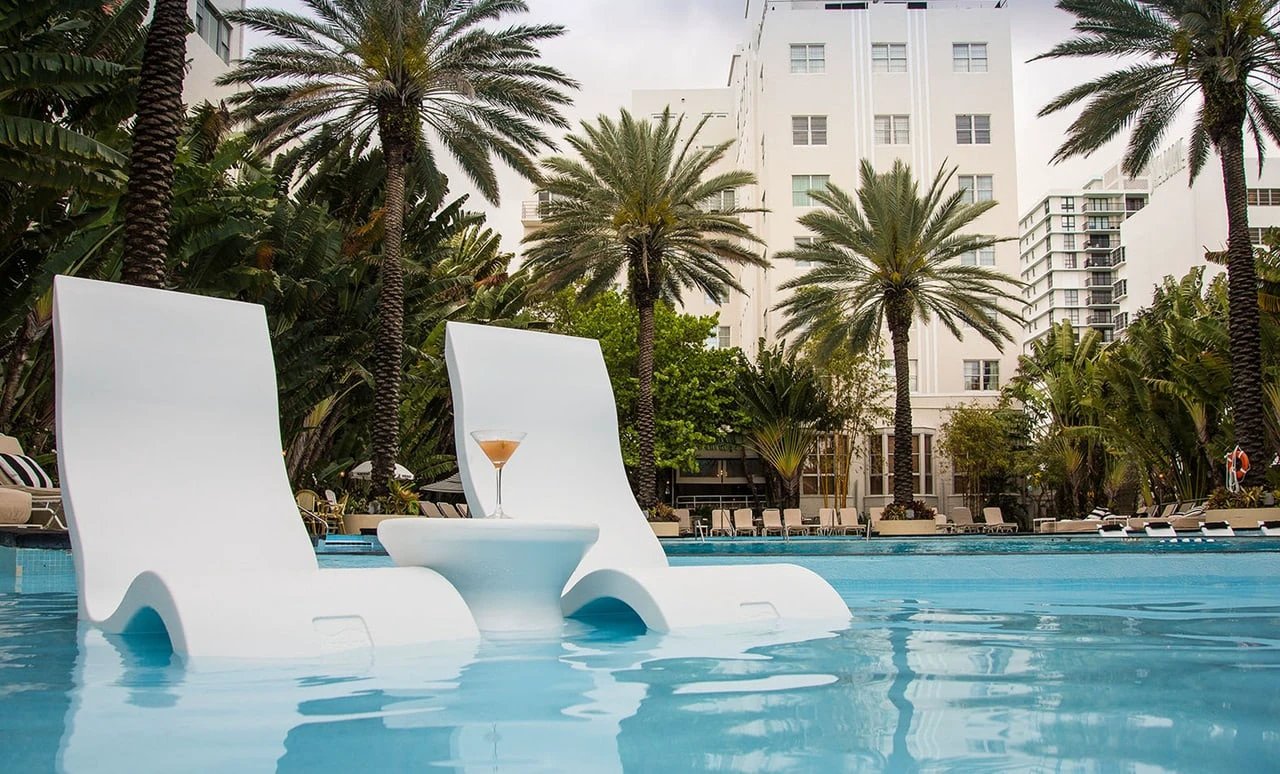 Ledge Lounger Signature Chair by Ledge Lounger