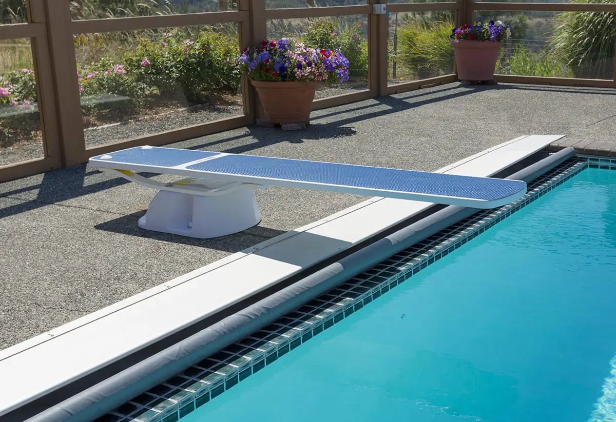 S.R. Smith 6' Truetread Diving Board - Radiant White Board With Blue Truetread | 66-209-576S2B by SPTRPTSmith
