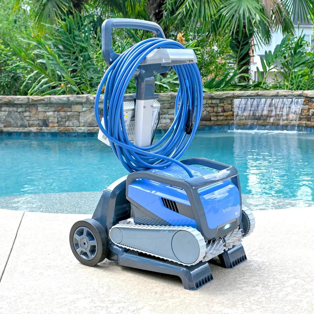 Dolphin M600 by Maytronics