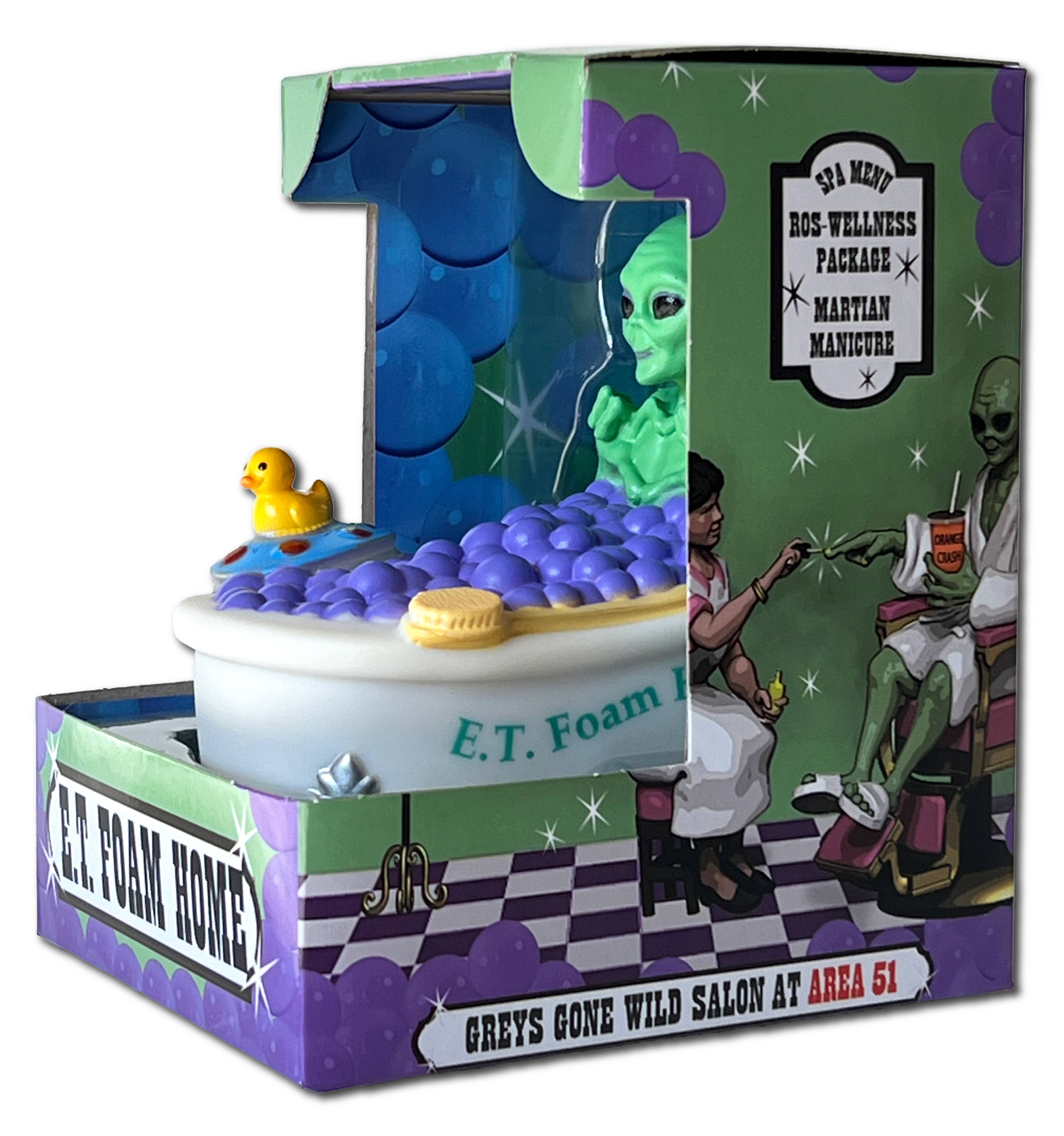 CelebriDucks ET Foam Home Floating Clawfoot Tub Alien Gift Box