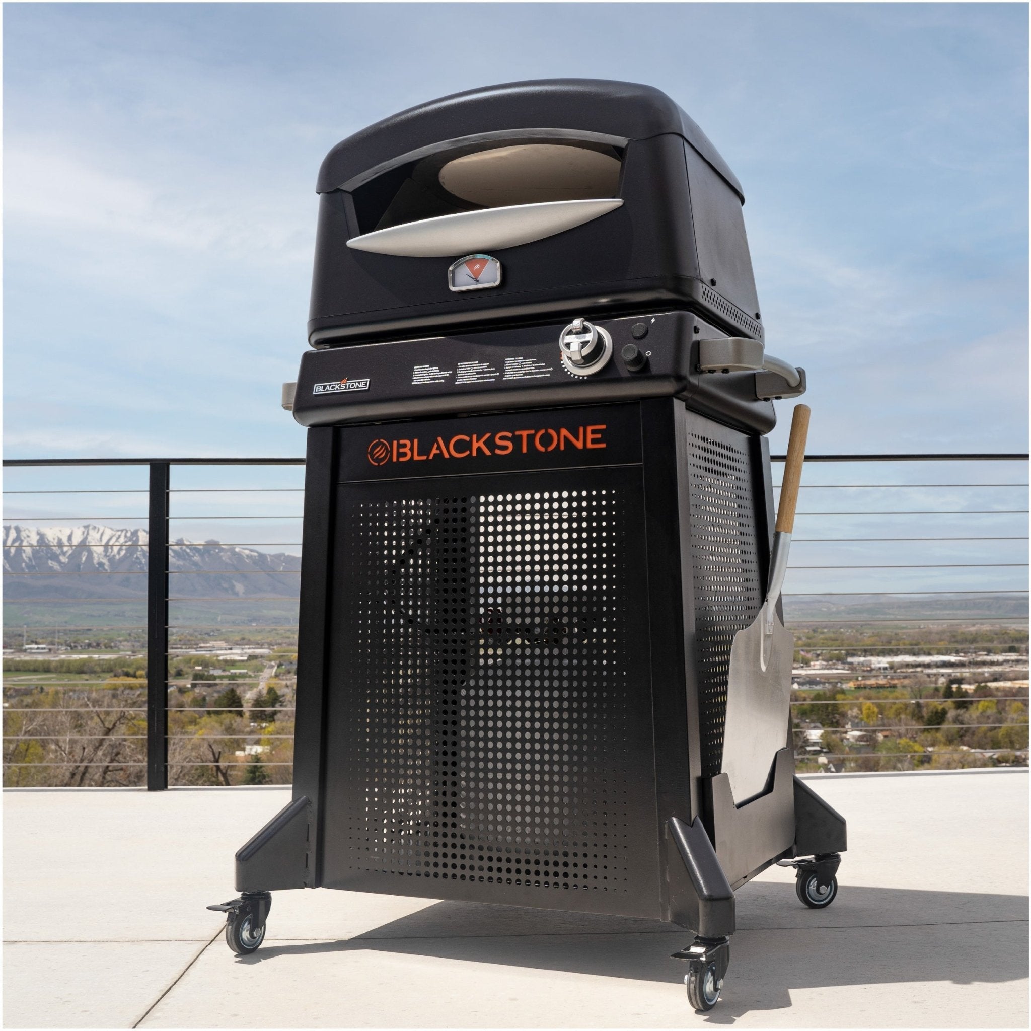 Pizza Oven with Mobile Cart - Blackstone Products
